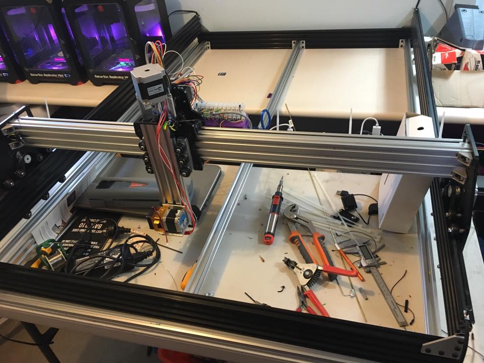 Early large-format CNC bed setup.